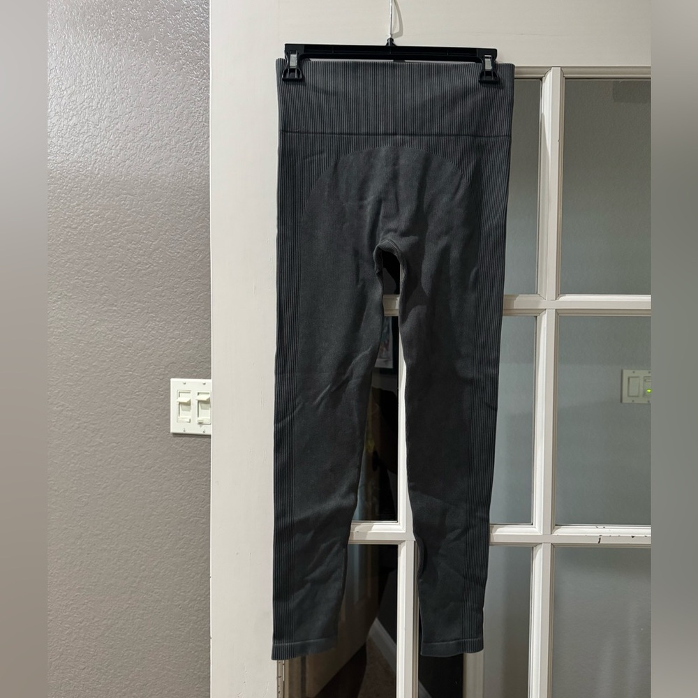 SPANX Seamless Ribbed Leggings